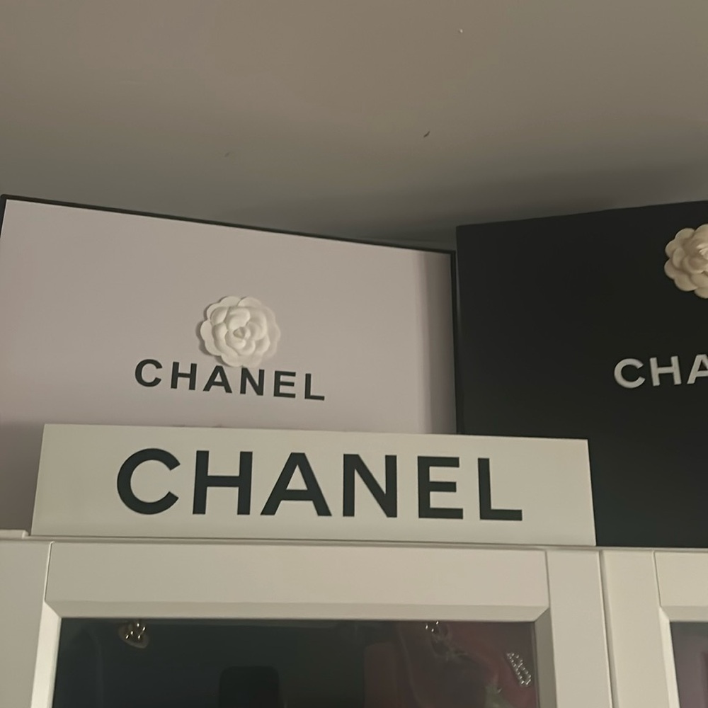 Chanel doubled sided display